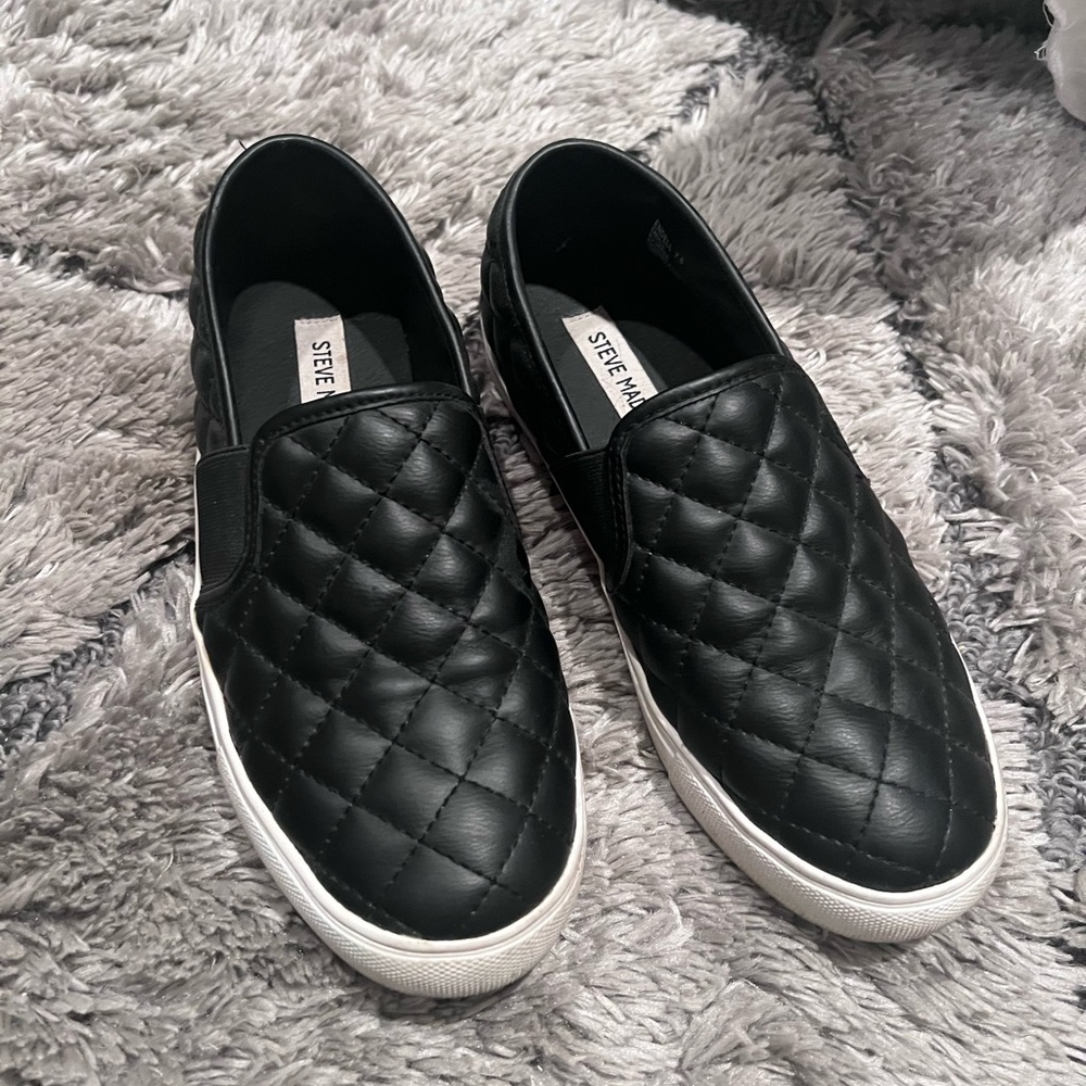 Steve Madden Black Quilted Slip-On Loafers